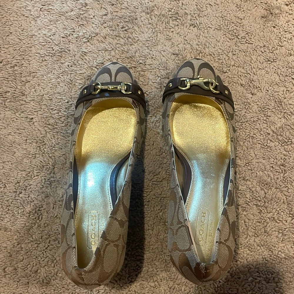 Coach closed toe heels
